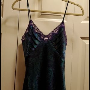 Beautifully Rich Victoria Secrets Chemise, sz S
